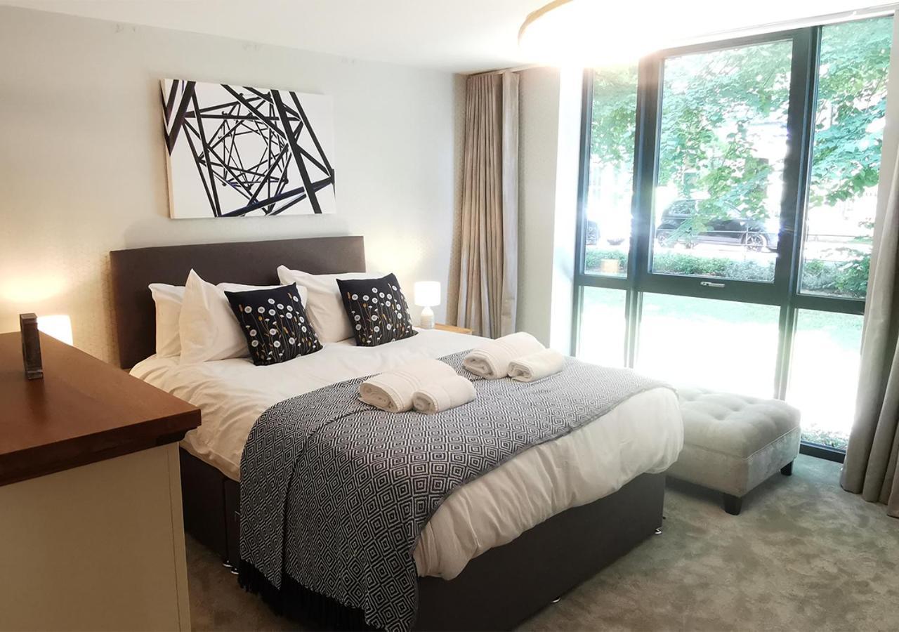 2 Bedroom Apartment, Free Parking Apartemen *