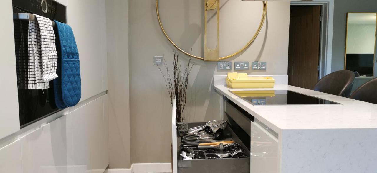 2 Bedroom Apartment, Free Parking Apartemen